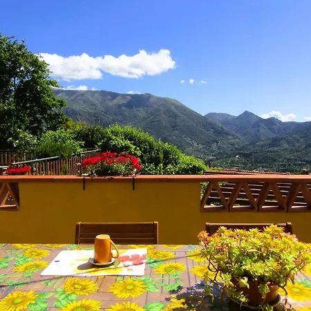 Casina Di Desiree E Aurora Corsanico-Bargecchia